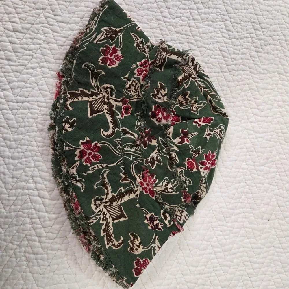 World Market Green Floral Batik Cotton Bucket Hat Frayed Fringe Raw Edge Unisex